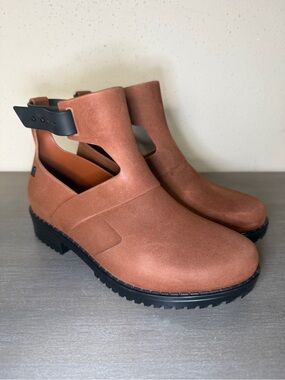Melissa Mel Dreamed Jelly Cutout Ankle Booties  Women Size 6 Cognac Boots US